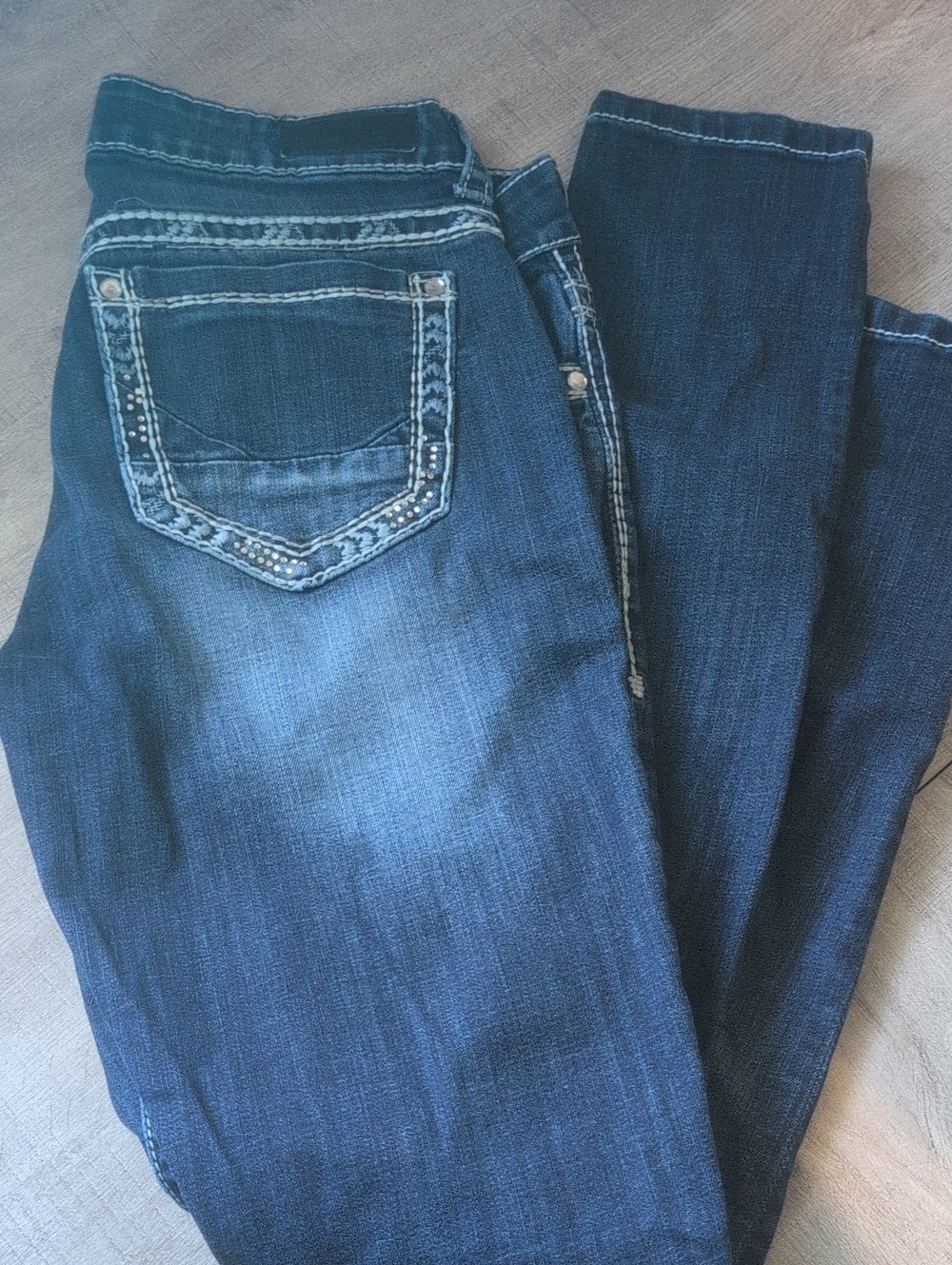 Daytrip Dark Indigo 30 L Skinny Jeans with Embellished Back Pockets 30" Inseam